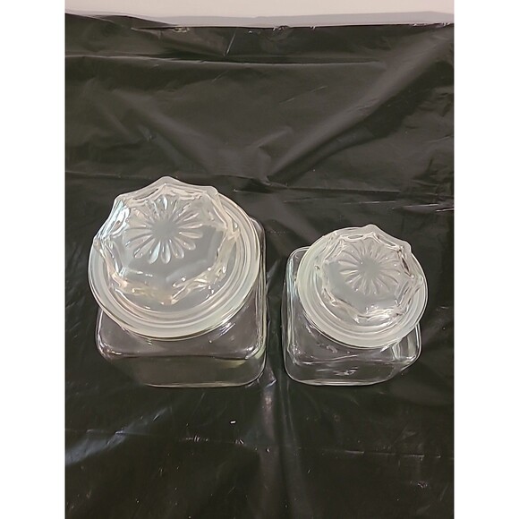 (2) Vintage Anchor Hocking Square Kitchen Jar Canister Clear Glass Starburst Lid - Picture 3 of 9